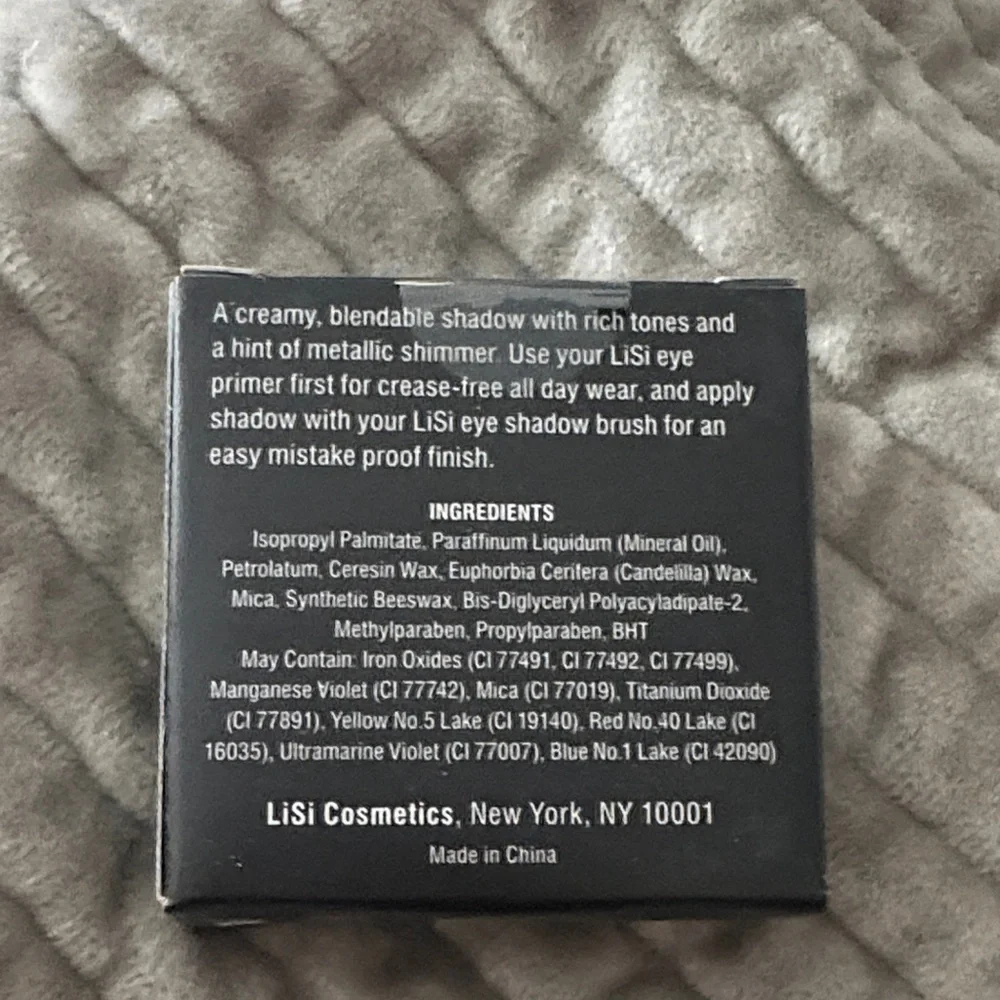 LiSi Cosmetics Metallic Cream Eye Shadow